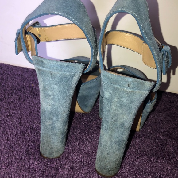 Michael kors blue heels - Picture 8 of 10